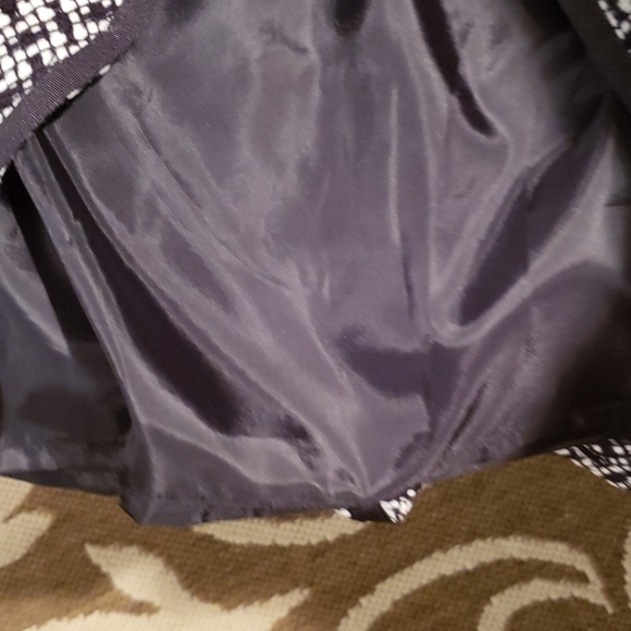 Designer skirt made in indonesia - Picture 4 of 4